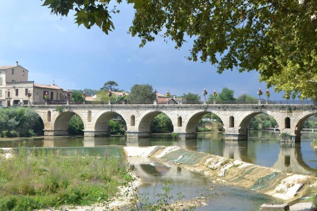 Le Clos Des Vignes Junas Kültér fotó